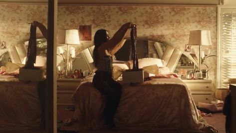 Euphoria Aesthetic Room, Teen Apartment, Spooky Cottage, Maddie Perez, 2000s Room, Euphoria Aesthetic, Kay Kay, Maddy Perez, Alexa Demie