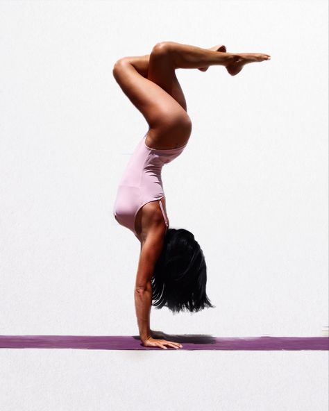 #yoga #handstand #inversion #yogateacher #yogagirl Yoga Handstand, Action Poses, Handstand, Yoga Girl, Yoga Teacher, Yoga Poses, Ballet Skirt, Ballet, Yoga