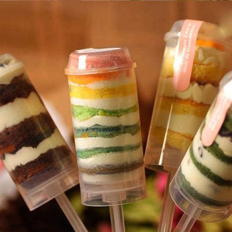 Cabilock 20pcs Push Up Cake Pop Shooter Push Pops Plastic Cake Containers Cake Mold with Lids for Bakery Kitchen Home: Amazon.co.uk: Kitchen & Home Push Cake, Cake Shooters, Cake Push Pops, Push Up Pops, Clear Cake, Cake Pop Maker, Dessert Containers, Plastic Containers With Lids, Bakery Kitchen