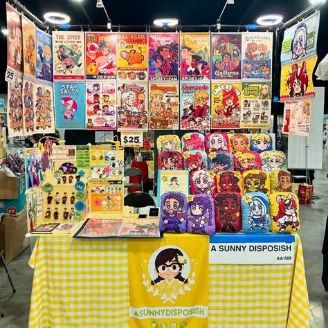 Artist Alley Print Display, Artist Alley Merch, Convention Setup, Stand Reference, Artist Alley Booth, Artist Alley Display, Artist Booth, Art Festival Booth, Alley Ideas