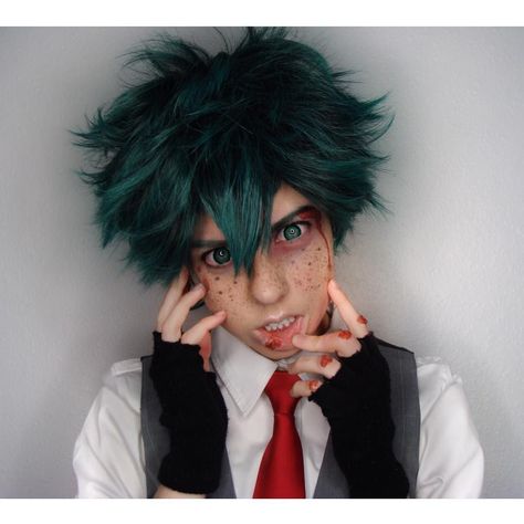 Deku Makeup, Villains Cosplay, Deku Villain, Izuku Midoriya Cosplay, Ftm Trans, My Hero Academia Deku, Cosplay Makeup Tutorial, Deku Cosplay, My Hero Academia Cosplay