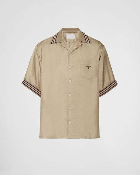 Luxury Shirts for Men | PRADA Prada Menswear, Prada Shirt, Printed Silk Shirt, Lettering Logo, Airport Fashion, Twill Shirt, Mens Lifestyle, Twill Shorts, Women Essentials