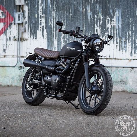 Triumph Street Scrambler, Brat Motorcycle, Motor Klasik, Brat Bike, Triumph Street Twin, Triumph Cafe Racer, Motos Vintage, Triumph Bikes, Scrambler Custom