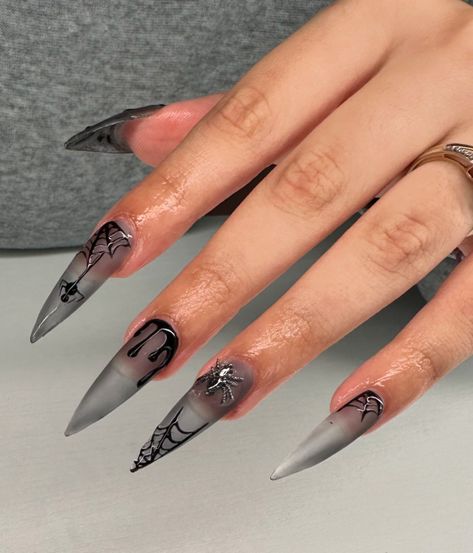 Halloween nail inspo who? • Using @melodysusie_official black & @apresnailofficial xl almond tips 🤍 • @mxchelles.nailbar • • #halloween #halloweennails #nailtech #nailsnailsnails #nails #spookyseason #linails #linailtech #nynails #nynailtech Almond Tips, Ny Nails, Halloween Nail, Nail Tech, Halloween Nails, Nail Inspo, Almond, Nails, Halloween