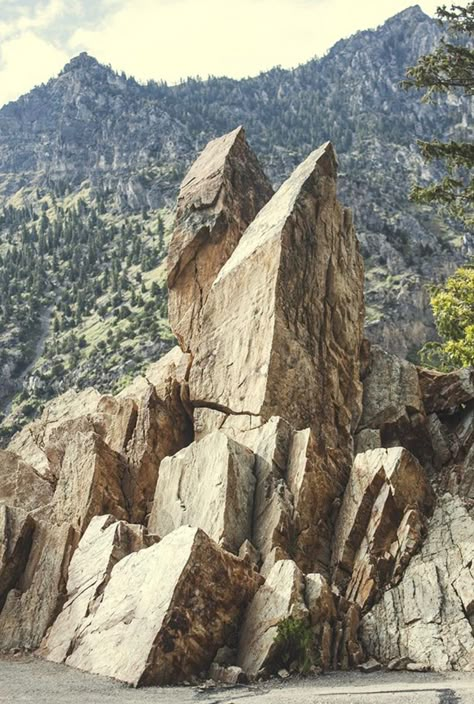 Rocks And Mountains, Landscape References, Landscape Reference, Rock Textures, Geology Rocks, Landscape Inspiration, Cool Rocks, Natural Rock, Rock Formations