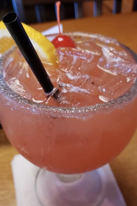 Texas Roadhouse Hurricane Margarita Recipe Texas Roadhouse Margarita, Texas Roadhouse Margarita Recipe, Key Lime Margarita Recipe, Texas Margarita, Key Lime Margarita, Lime Margarita Recipe, Mango Margarita Recipe, Frozen Mango Margarita, Frozen Margarita