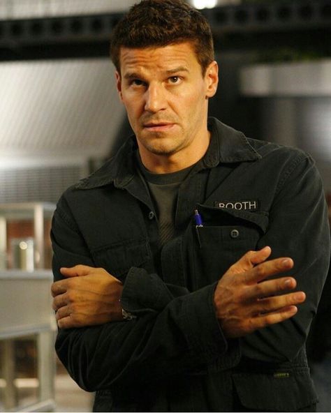 Seeley Booth | Bones Seeley Booth Season 1, Agent Seeley Booth, Booth Brennan, Booth Bones, David Boreanaz Angel, Murdock Mysteries, Bones Quotes, Seeley Booth, Bones Tv Series