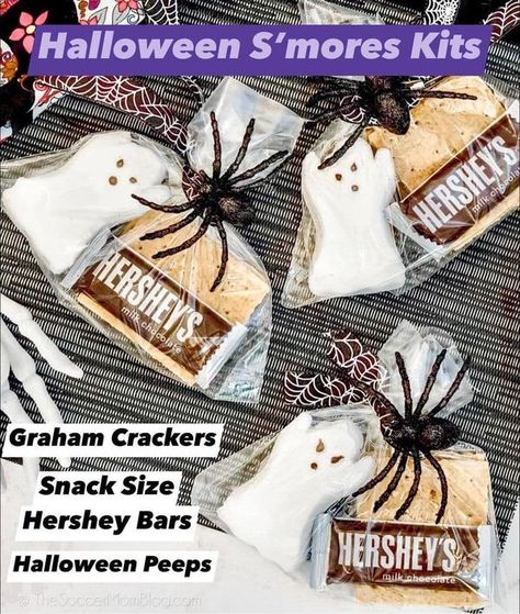 Smores Treat Bags, Halloween Smores Kit, Graham Cracker Snacks, Halloween Smores, Smores Treats, Halloween Peeps, Classmate Gifts, Classroom Snacks, Classmates Gifts