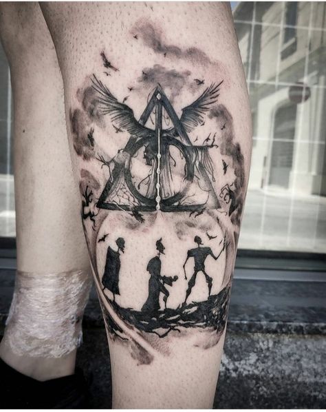 Hallows Tattoo, Harry Potter Tattoo Sleeve, Harry Tattoos, 16 Tattoo, Hp Tattoo, Potter Tattoo, Muster Tattoos, Skeleton Hand Tattoo, Harry Potter Tattoos