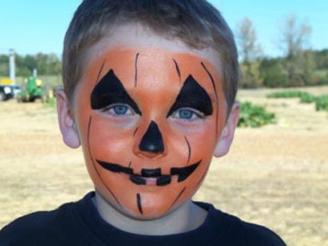 Pumpkin Face for Little Boy  http://makinbacon.hubpages.com/hub/pumpkinjackolanternfacepaintingchildrenhalloween Pumpkin Face Painting, Nem Halloween Makeup, Kids Halloween Face, Face Painting Halloween Kids, Painting For Children, Easy Halloween Face Painting, Pumpkin Face Paint, Halloween Makeup For Kids, Face Paint Ideas