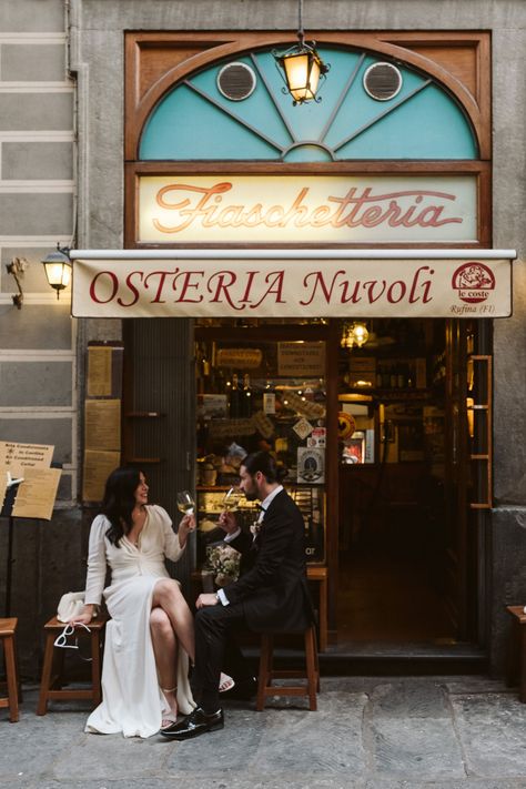 This Chic and Adventurous Elopement in Florence, Italy Is Full Of Perfect Personal Touches Florence Engagement Photos, Engagement Italy, Florence Elopement, Elopement Rome, Como City, Italy Elopement Photography, Engagement Photos In Florence Italy, Rome Elopement Photography, Italy Engagement Photos