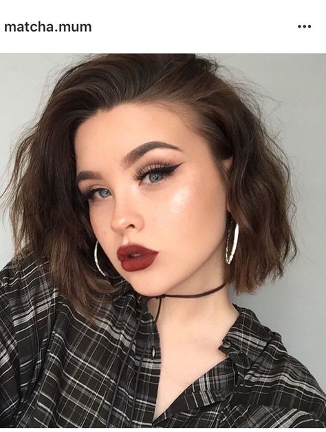 https://instagram.com/gov.madison https://twitch.tv/xGigglypuff Make Your Own Makeup, Dark Lipstick, Stylish Haircuts, Instagram Makeup, Make Up Looks, Grunge Makeup, Makeup For Beginners, Lip Colour, New Haircuts