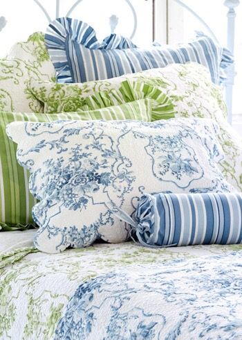 Pine Cone Hill Bedding, Toile Bedding, Pine Cone Hill, Green Cottage, Blue Quilt, Cute Bedding, Deco Studio, Blue Quilts, Bed Linens