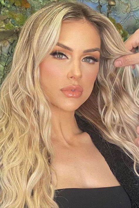 Lala Kent, Plastic Surgery Procedures, Celebrity Plastic Surgery, Under The Knife, Kissable Lips, The Kardashians, Cosmetic Procedures, Hair Envy, Most Expensive