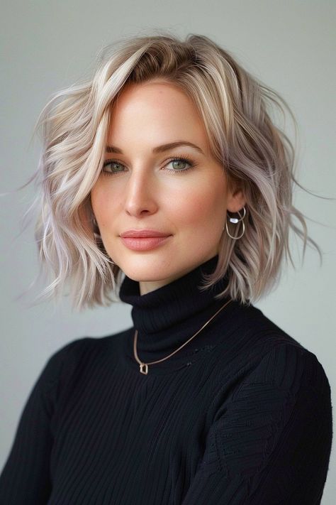 15+%20Irresistibly%20Cute%20Wavy%20Hairstyles%20Everyone%20Will%20Be%20Wearing%20in%202025 Cute Wavy Hairstyles, Body Wave Perm, Wavy Pixie Cut, Wavy Pixie, Wavy Bob Haircuts, Wavy Lob, Blonde Wavy Hair, Thick Wavy Hair, Wavy Bob