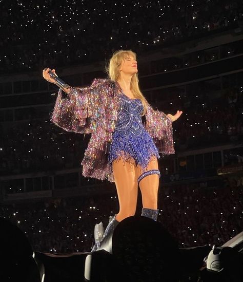 Karma Jacket, Concert Costumes, Eras Outfits, Taylor Swift Tour Outfits, Swift Tour, Taylor Swift Cute, Estilo Taylor Swift, Taylor Swift Outfits, Concert Outfits