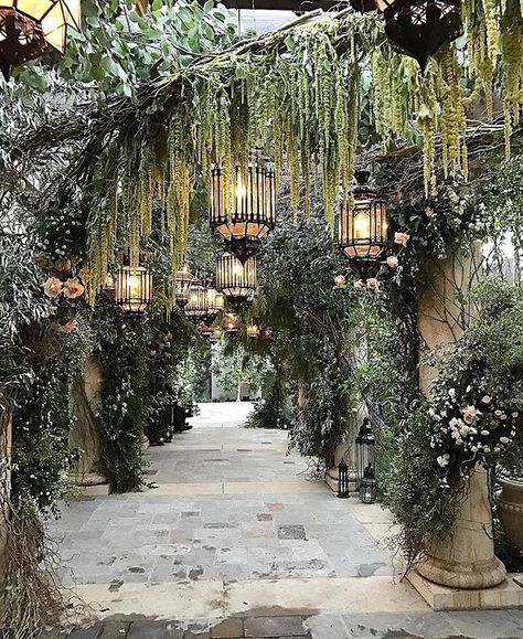 Mark's Garden Garden Entry, Forest Theme Wedding, Enchanted Forest Wedding, Marketing On Instagram, Perfect House, Deco Floral, Forest Wedding, Pretty Places, Dream Garden