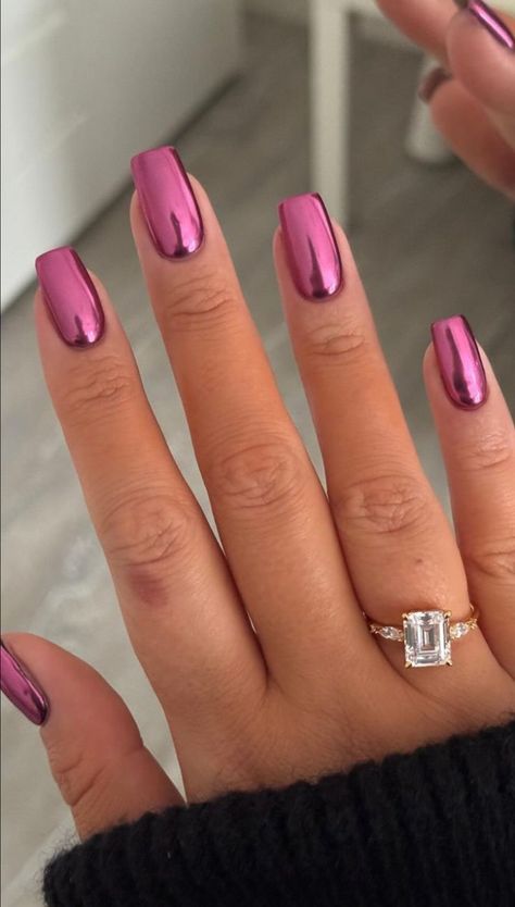 Upgrade your nail game with 35 Old Money Nails designs. Discover elegant and timeless manicure ideas for a classic and sophisticated look. #chrome #nails Old Money Nails, Sophisticated Nails, Money Nails, Gel French Manicure, Pink Chrome Nails, Nagellack Trends, Manicure Gel, Pink Nail, Dipped Nails