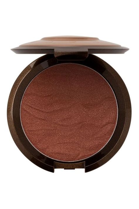 15 Best Bronzers for Dark Skin Tones of 2020 Bronzer For Dark Skin, Bronzer Vs Contour, Rimmel Bronzer, Bronzer Tutorial, Bronzers For Dark Skin, Hourglass Bronzer, Diy Bronzer, Milani Baked Bronzer, Drugstore Bronzer