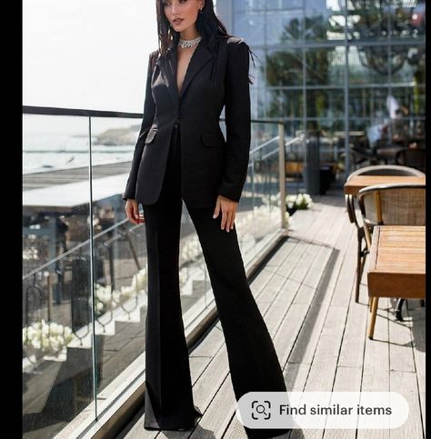 Flare Suit Pants Women, Flared Pant Suit Women, Women’s Black Pantsuit, Suit And Ties For Women, Flare Pant Suits For Women, Black Blazer Pants Outfit, Black Blazer With Black Pants, Woman In Pantsuit, Black Blazer Suit For Women