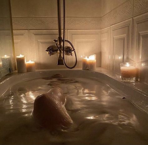 Aesthetic Bath, Bath Aesthetic, Classy Aesthetic, Dream Lifestyle, Night Aesthetic, New Wall, Bath Time, Helsinki, Aesthetic Pictures