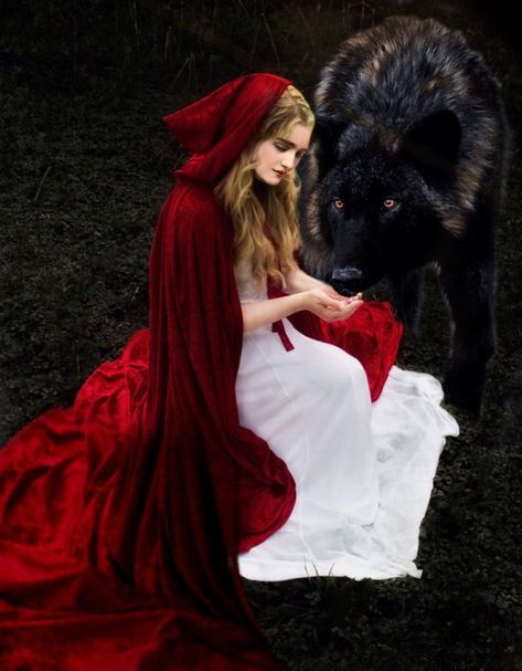 Red Riding Hood Photography, Red Riding Hood Makeup, Robin Isely, Princess Shot, Red Riding Hood Art, Red Ridding Hood, Red Riding Hood Costume, Fairytale Aesthetic, Fotografi Vintage