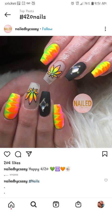 Pot Leaf Nails, Amsterdam Nails, Saved Nails, Sublime Nails, Groovy Nails, Nail Therapy, Vegas Nails, Disney Acrylic Nails, Summer Acrylic