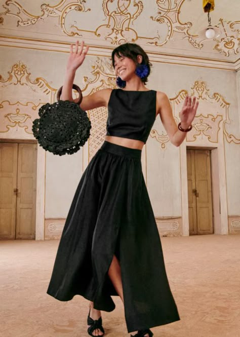 Wedding Guest Skirt, Long Black Skirt, Outfit Wedding Guest, Knitwear Dress, Other Outfits, Guest Outfit, Mode Inspiration, Long Black, Two Piece Outfit