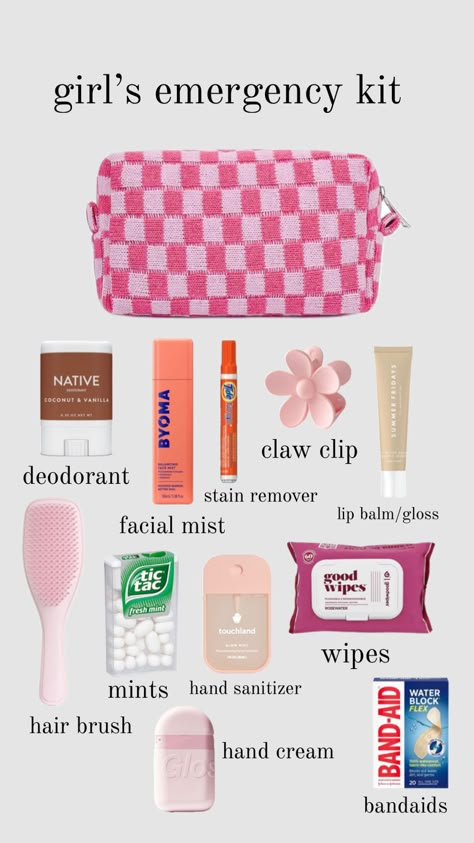 emergency! #beauty #emergency #kit #pouch #aesthetic #thatgirl #preppy Pouch Aesthetic, School Locker Organization, Emergency Kit For Girls, Middle School Essentials, Preppy Shuffles, School Emergency Kit, School Backpack Essentials, Preppy School Supplies, School Routine For Teens