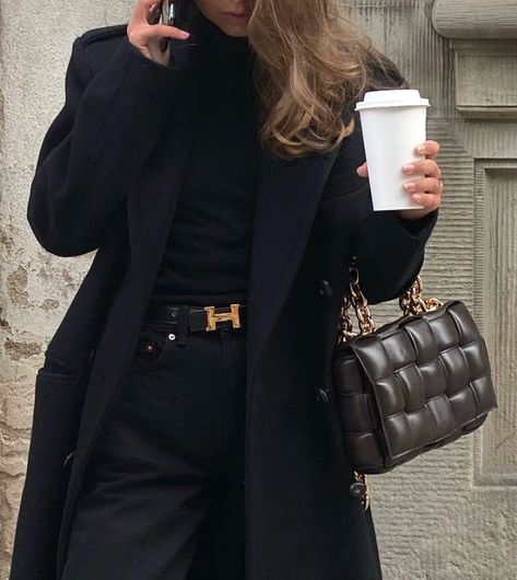 Maria Kragmann, Lawyer Aesthetic, Future Lawyer, Women Lawyer, Lawyer Fashion, Lawyer Outfit, Classy Aesthetic, Italian Outfits, Law Student