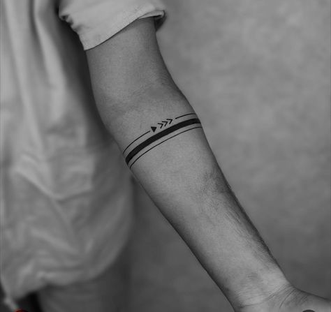 Simple Armband Tattoo For Women, Wrist Band Tattoo For Women Bracelets, Men Band Tattoo Arm, Double Band Tattoo, Bicep Band Tattoo Men, Armband Tattoo Stencil, Foo Fighters Tattoo, Arm Cuff Tattoo, Black Band Tattoo