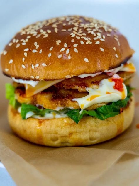 Portuguese Chicken Burger - Simple Home Edit Portuguese Chicken, Pork Pasta, Sweet Chilli Chicken, Slow Cooker Breakfast, Creamy Garlic Chicken, Home Edit, Chicken Burger, Family Friendly Dinners, Easy Family Dinners