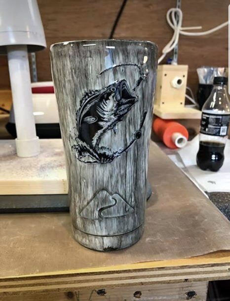 Fishing Cups Design, Fishing Tumbler Ideas, Men’s Tumbler Ideas, Tumblers For Guys, Fishing Tumbler, Yeti Cup Designs, Cup Making, Short Friendship Quotes, Yeti Cups