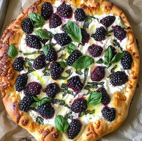 Lily's Bites Keto Blackberry Ricotta Flatbread, Blackberry Pizza Recipe, Blackberry Basil Pizza, Blackberry Ricotta Basil Pizza, Blackberry Basil Ricotta Pizza, Ricotta Flatbread Pizza, Blackberry Ricotta Pizza, Healthy Ricotta Recipes, Ricotta Recipes Healthy