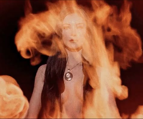 The Love Witch Gif, Suspiria Aesthetic, The Love Witch Aesthetic, Hausu 1977, Witch Film, Love Witch Aesthetic, The Witch 2015, Suspiria 2018, The Love Witch Movie