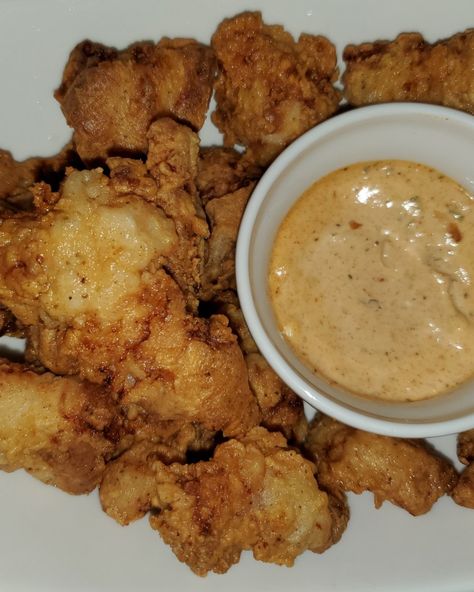 Air Fryer Gator Bites, Deep Fried Alligator, Gator Recipes Dinners, Fried Gator Tail Recipe, Crocodile Recipes, Alligator Fillet Recipe, Gator Bites Recipe, Strange Recipes, Alligator Recipes