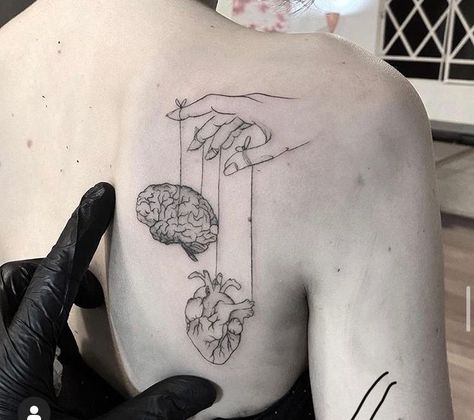 Psychology Tattoo, Anatomy Tattoo, Brain Tattoo, Tattoo Thoughts, Web Tattoo, Health Tattoo, Cute Tattoos For Women, Tattoo Feminina, Piercing Tattoo