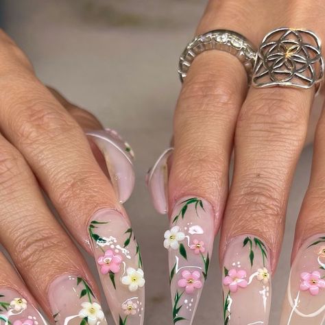 𝒥𝑒𝒶𝓃𝓃𝑒𝓉𝓉𝑒 💅🏽🎨 on Instagram: "Beautiful flowers 🌸 we’re ready for spring lol.   #iluvurnailz #viralnails #trendingnails #nailideas  #nailinspo #NailArt #nails #acrylicnails #uñas #nailartdesigns #naildesigns #longnails  Nail art  nail designs  Nail ideas   ♡ ғᴏʟʟᴏᴡ, ᴄᴏᴍᴍᴇɴᴛ & ʟɪᴋᴇ.  ♡ ʟᴇᴛ’s ᴄᴏʟʟᴀʙ ᴅᴍ ᴍᴇ." Easter Nails Designs, Easter Nails Design, Easter Nails Design Spring, Easy Nail Designs For Beginners, Nail Designs For Beginners, Nails Design Spring, Nail Art Designs Valentines Day, Nail Art Designs Valentines, Nailinspo Nailart