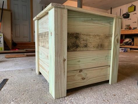 Last post I shared my recent deck refresh. Now I’d love to share with you how I made this DIY large wooden planter to go on our newly updated deck! It is super easy and looks pretty great once it’s finished! I was hoping to make this large wooden planter out of cedar, but my local stores don’t seem to carry much cedar product. I was bummed, but assured that I could use pressure-treated wood in place of the cedar so I decided to give that a shot.For the horizontal boards on the sides,… Deck Refresh, Large Wooden Planters, Diy Wood Planter Box, Large Concrete Planters, Diy Wood Planters, Cedar Planter Box, Porch Planters, Cedar Planters, Diy Planter Box