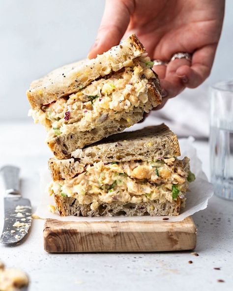 Vegan Chickpea Tuna Mayo - Plant Based News Chickpea Mayo, Tuna Mayo Sandwich, Vegan Chickpea Tuna, Bruschetta Recipes, Cauliflower And Chickpea Curry, Mayo Salad, Pinterest Kitchen, Chickpea Tuna, Vegan Sandwich Recipes