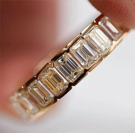 Emerald Cut Wedding Band, Emerald Cut Eternity Band, Eternity Band Set, Emerald Cut Engagement, Gold Rings Stackable, Emerald Cut Moissanite, Bezel Set Ring, Half Eternity Band, Unique Wedding Bands