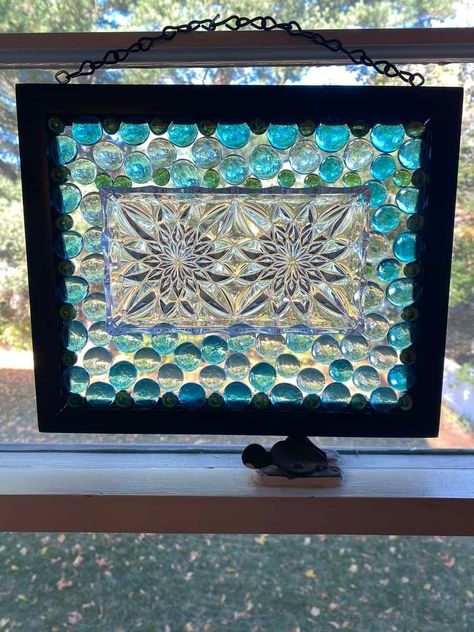 Glass Bead Window, Resin Windows, Upcycled Windows, Recycled Mosaic, Old Windows Painted, Privacy Screening, Flat Marbles, Sea Glass Art Diy, Repurposed Windows