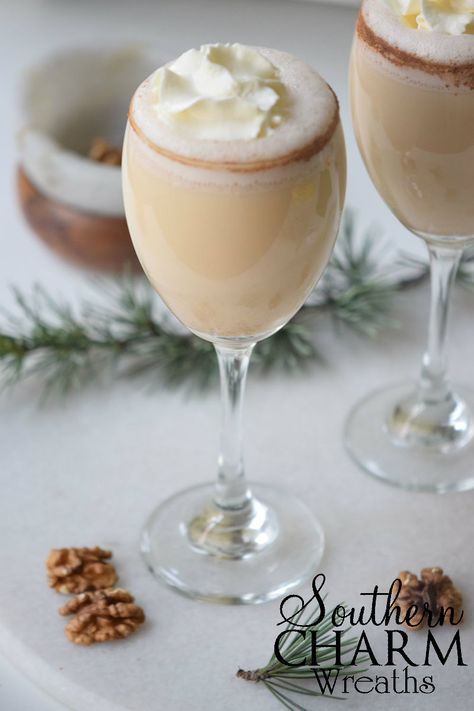 Gingerbread Mocktail Recipe by Southern Charm Wreaths Eggnog Mocktail Recipe, Warm Mocktail Recipe, Gingerbread Mocktail, Festive Mocktail Recipes, Christmas Mock Tails, Christmas Mocktail Recipe Pitcher, Healthy Holiday Mocktail, Gingerbread Drink Recipe, Christmas Mocktails Non Alcoholic