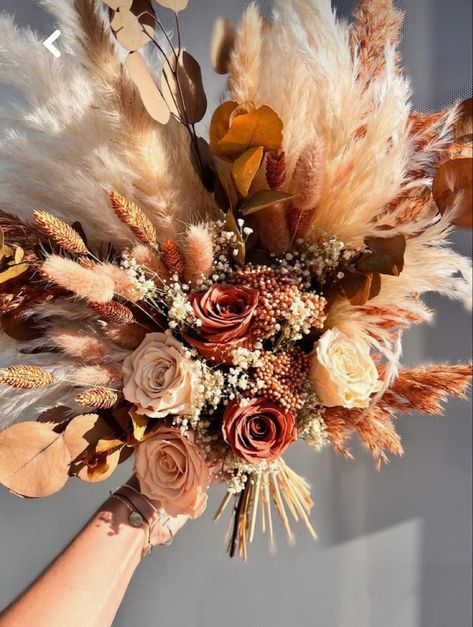 Wedding Bouquet Rustic, Fall Wedding Bouquet, Rusting Wedding, Western Themed Wedding, Boho Wedding Bouquet, Boho Wedding Flowers, Rustic Wedding Bouquet, Fall Wedding Bouquets, Rustic Bridal