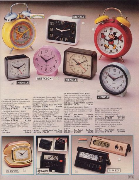 Kays Catalogue, Argos Catalogue, Catalog Design Inspiration, Catalogue Inspiration, Old Computers, Old Ads, Catalog Design, Vintage Magazines, Vintage Clock