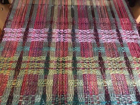 Color use in Deflected Double weave – Barb-e Designs Deflected Double Weave, Painted Warp, Cherry Tomato Plant, Double Weave, Color Lab, Home Economics, Gourds, Different Colors, Wordpress