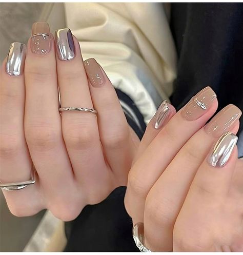 Chrome Nail Powder, Hello Nails, Spring Acrylic Nails, Hippie Nails, Sassy Nails, Mirror Nails, Beauty Nails Design, Matte Nails Design, Grunge Nails