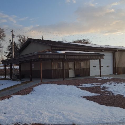 Beautiful 40x80x14 Rigid Building by Simpson Steel Buildings in Nebraska! Metal Buildings With Living Quarters, Building A Carport, Metal Building Kits, Wood Building, Shop Buildings, Building Company, Steel Building, Building Companies, Metal Building Homes