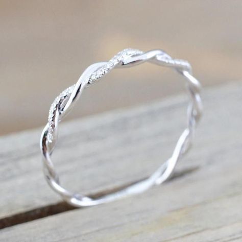 Jewelry Delicate, Everyday Ring, Twist Ring, Everyday Rings, Fashion Ring, Rings Simple, Calla Lily, Ring Vintage, Crystal Rings