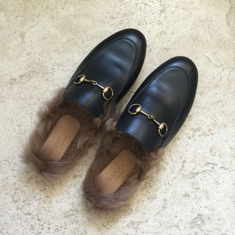 One of my fav shoes...Gucci Princetown fur slippers Gucci Slippers, Gucci Princetown, Shoes Gucci, Clothing Outfits, Fur Slippers, Gucci Mules, Mens Slippers, Men Clothing, Dream Closet